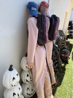 Halloween lot 4  12ft figures skeletons Free must pick up all! No parting