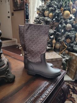 Michael Kors Raining Boots 👢 