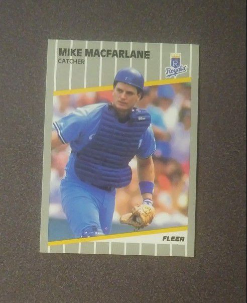 1989 Fleer Mike MacFarlane Kansas City Royals #287 Baseball Card Vintage Collectible Trading Sports MLB Major League Professional Pro 