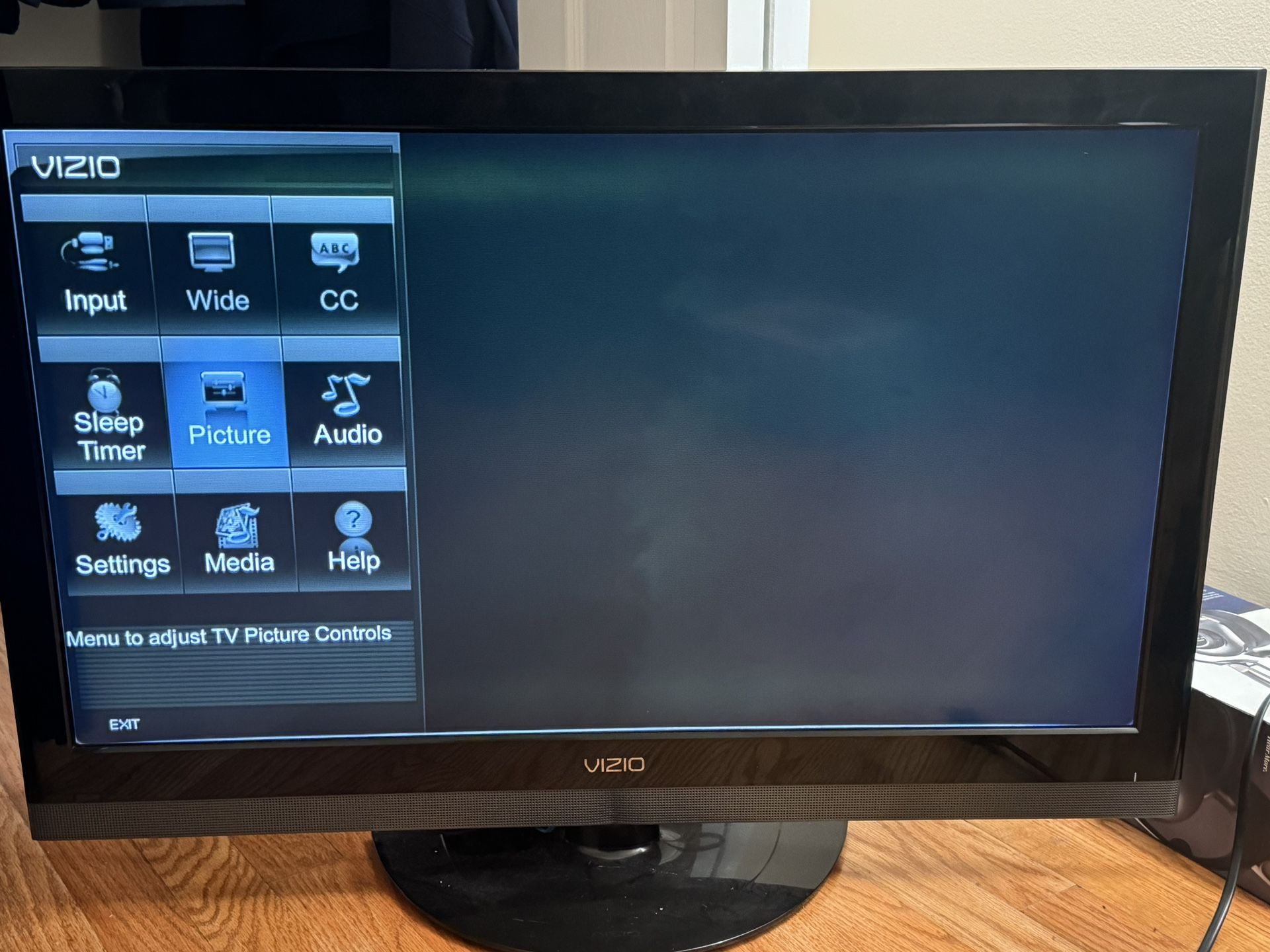 Vizio 32” TV Non -Smart TV
