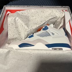 Jordan 4 Military Blue