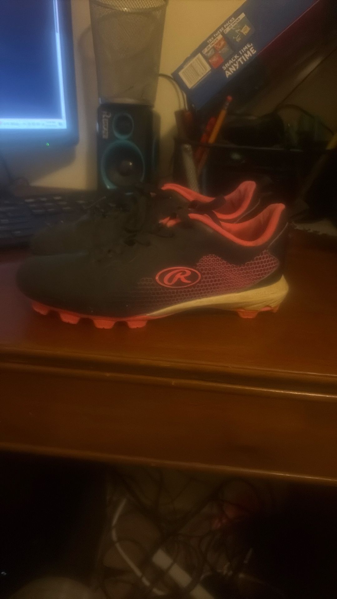 Girls softball cleats