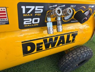 DeWalt 20 Gallon 175 PSI Air Compressor