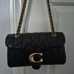 Coach Tabby 26 Bag Black / Gold