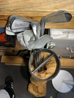 Golf Clubs 