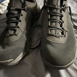 Columbia Mens Drainmaker Water Shows Size 12