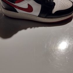 Red Black White Air Jordan 1 