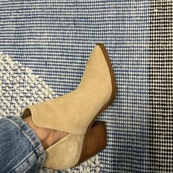 Vince Camuto Booties 