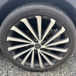 265/40ZR./22 22. Kia Sorrento 2022 that’s what they came off of.