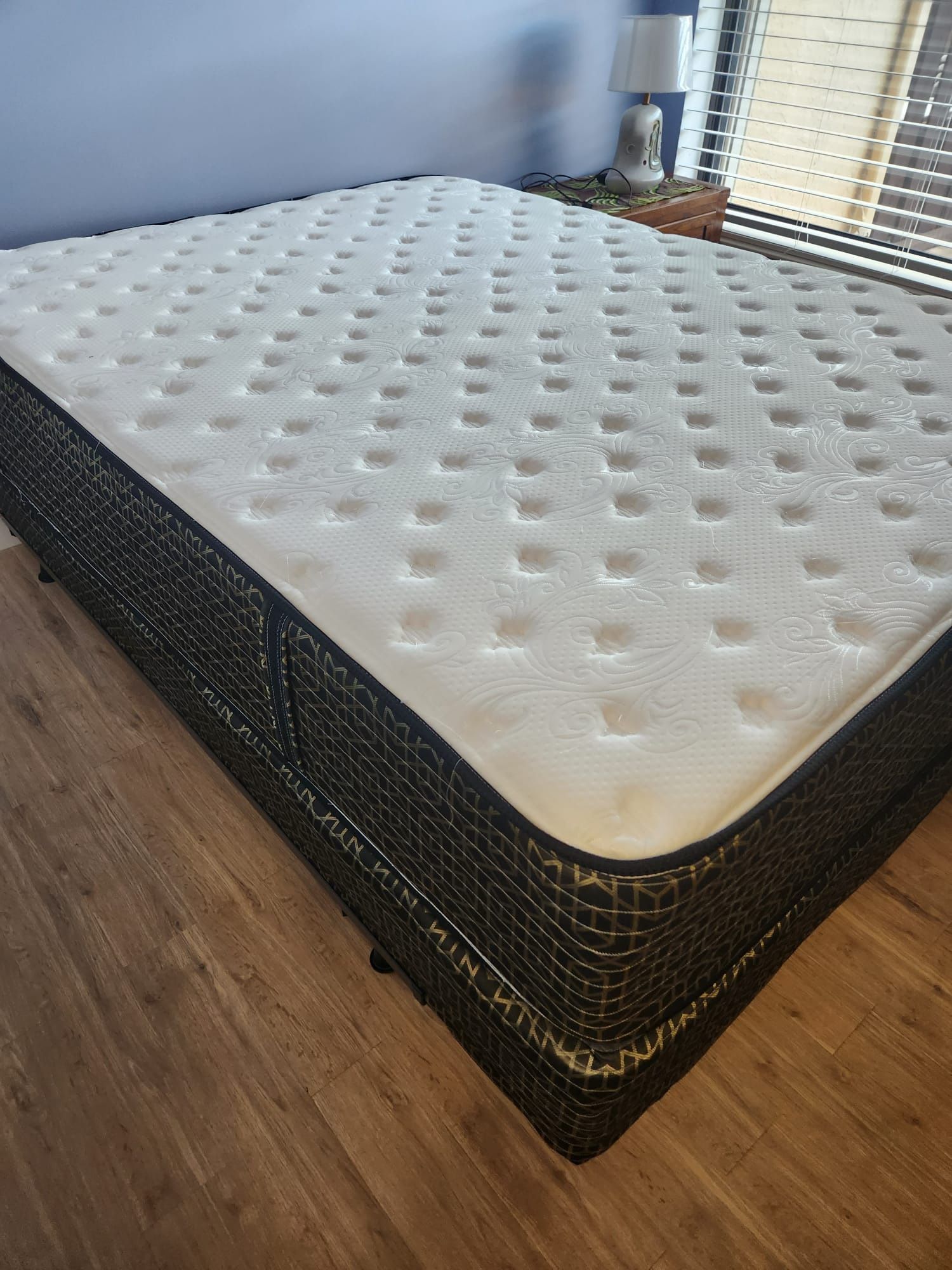 New Queen Mattress And Box Spring 2pc Bed Frame Is Not Included 