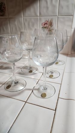 Set of 6 Vintage Romanian Etched Crvstal Wine Glasses - Grape and Vine Pattern c. 1970