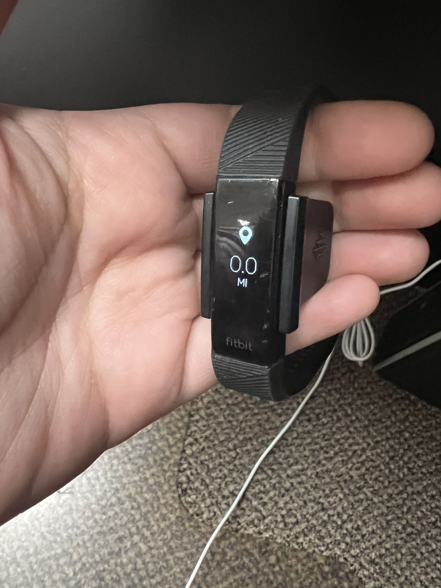 Fitbit Alta Hr With Charger And Rose Gold Band - Main Image
