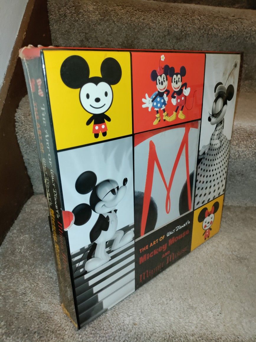 Mickey & Minnie Mouse 2 Collector Books "The Art Of Walt Disney!" NEW