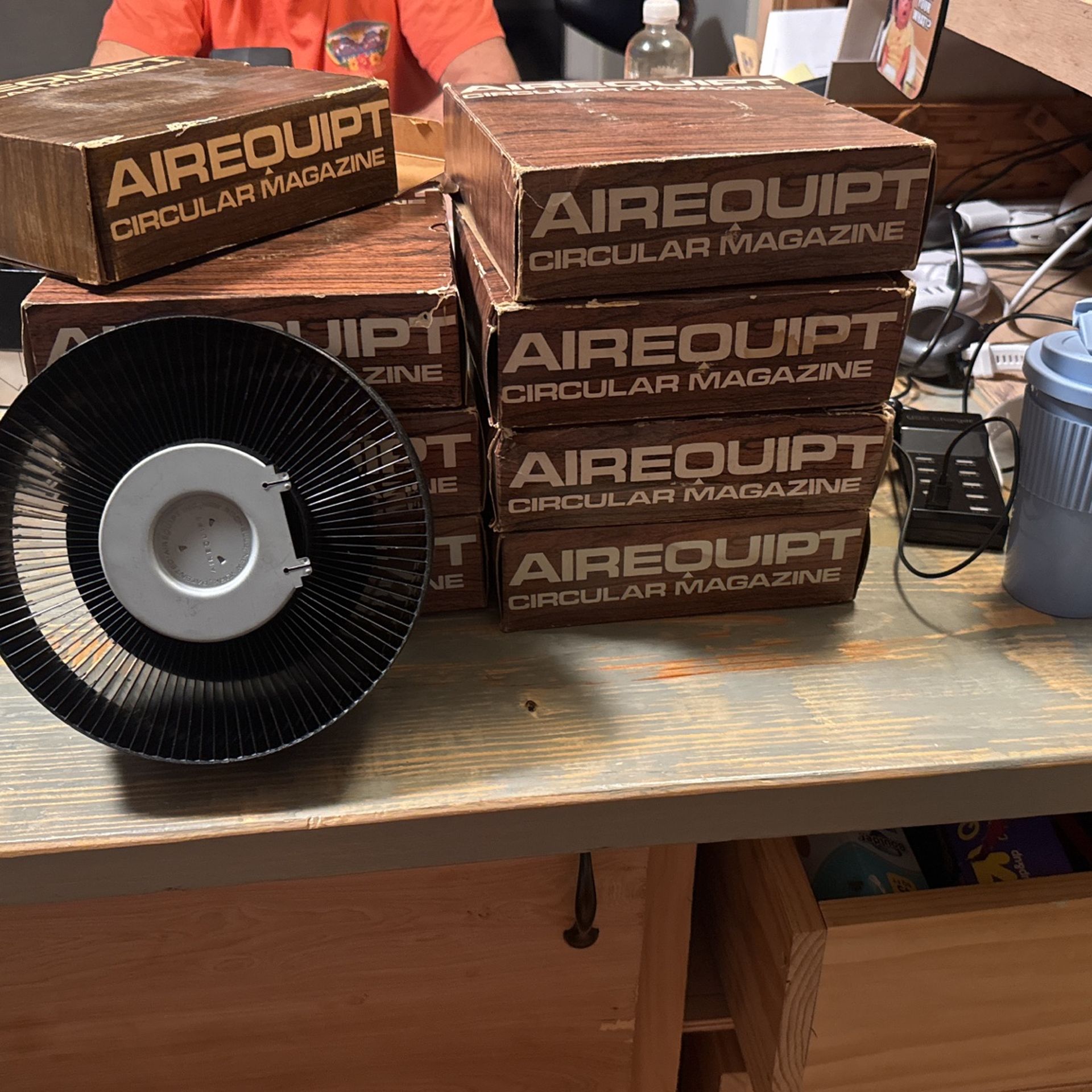 Airequipt Circular Magazine