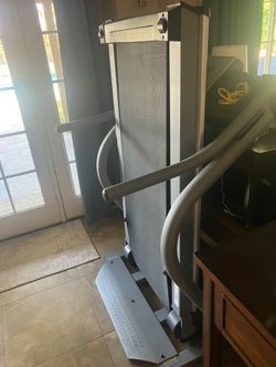 NordicTrack Apex 4100 treadmill