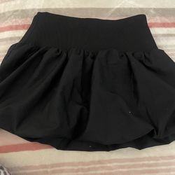 Black Skirt 