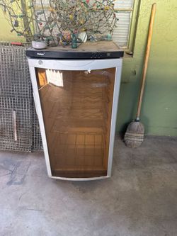 Haier Wine Cooler Freestanding Glass Door