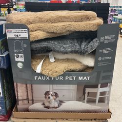Brentwood Faux Fur Memory Foam Pet Mat