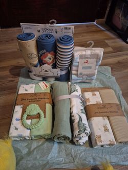 Baby boy swaddle blankets and hooded towels