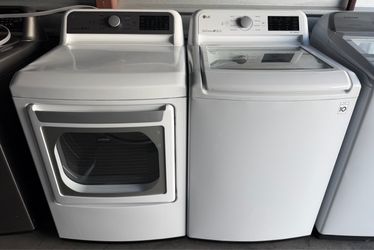 LG~🔥Top Load Washer and Dryer Set gas in excellent condition