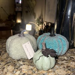 LOT of Turquoise Pumpkins Decorations Fall Fabric Wood Plastic Blue Mint $30+