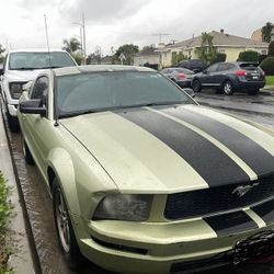 2005 Ford Mustang