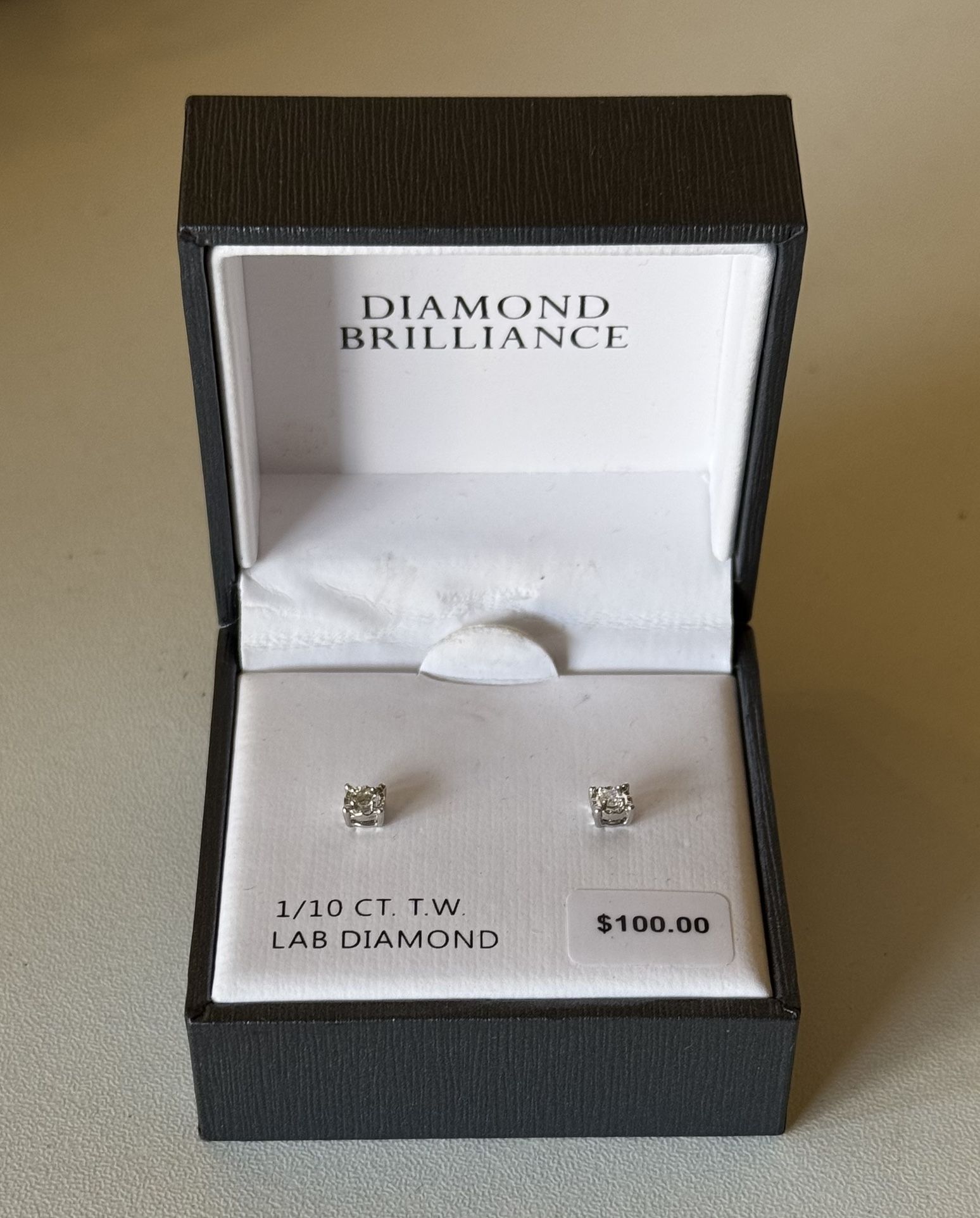 NEW - Kohl's $100 Sterling Silver 1/10 cttw Genuine Diamond Earrings