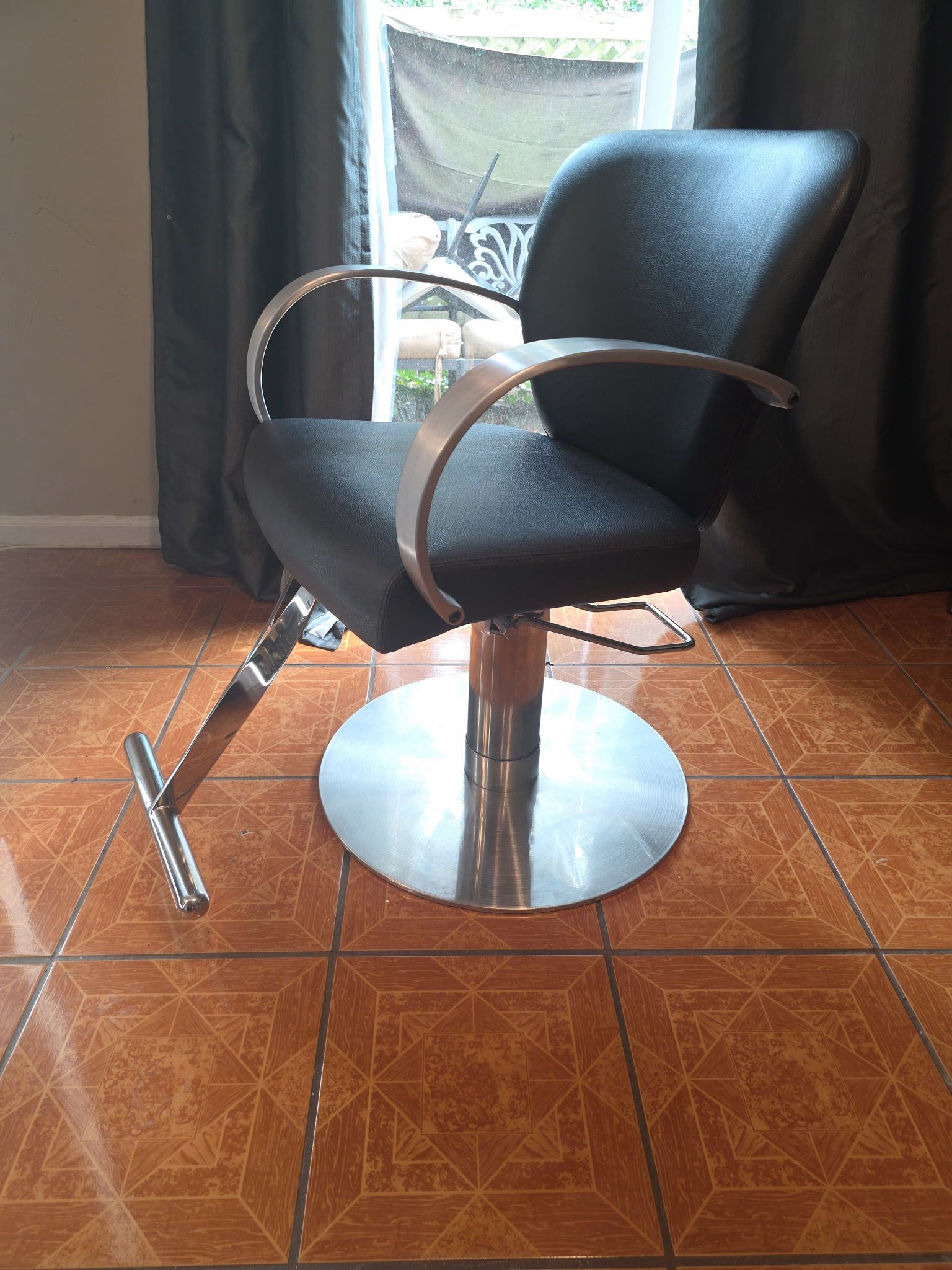 Styling Chair 