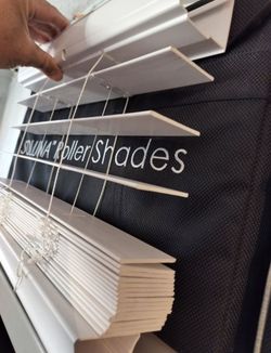 2": window blinds in white