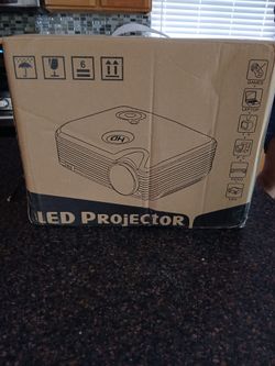 LED PROJECTOR