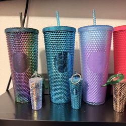 Starbucks Cups 