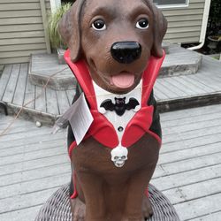 NEW 2.5 Ft lED Halloween Labrador Vampire Dog Decoration