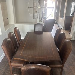 Dining Room Table & 8 Chairs