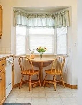 Butcher Block Wooden Kitchen Table And Chairs