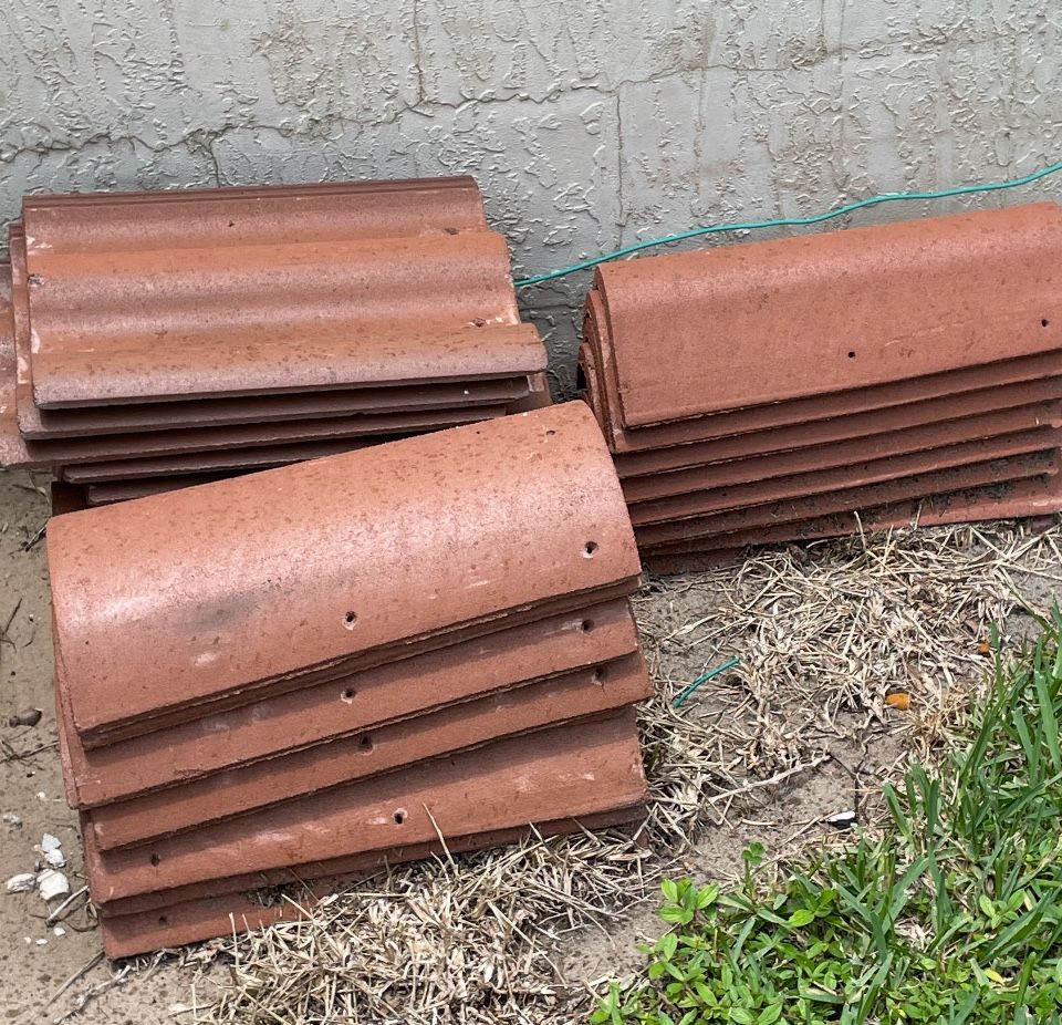 Roof Shingles. Xtra From My Roof. $25