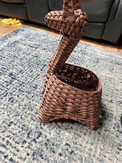 Giraffe Shaped Wicker Basket