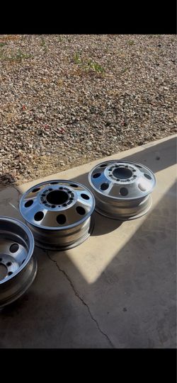 16” Alcoa 8x6.5 rims
