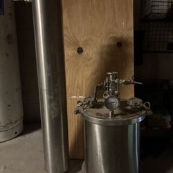 Stainless Steel Extraction Vessels – Material Column & Collection Pot