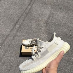 Yeezy 350 Bone