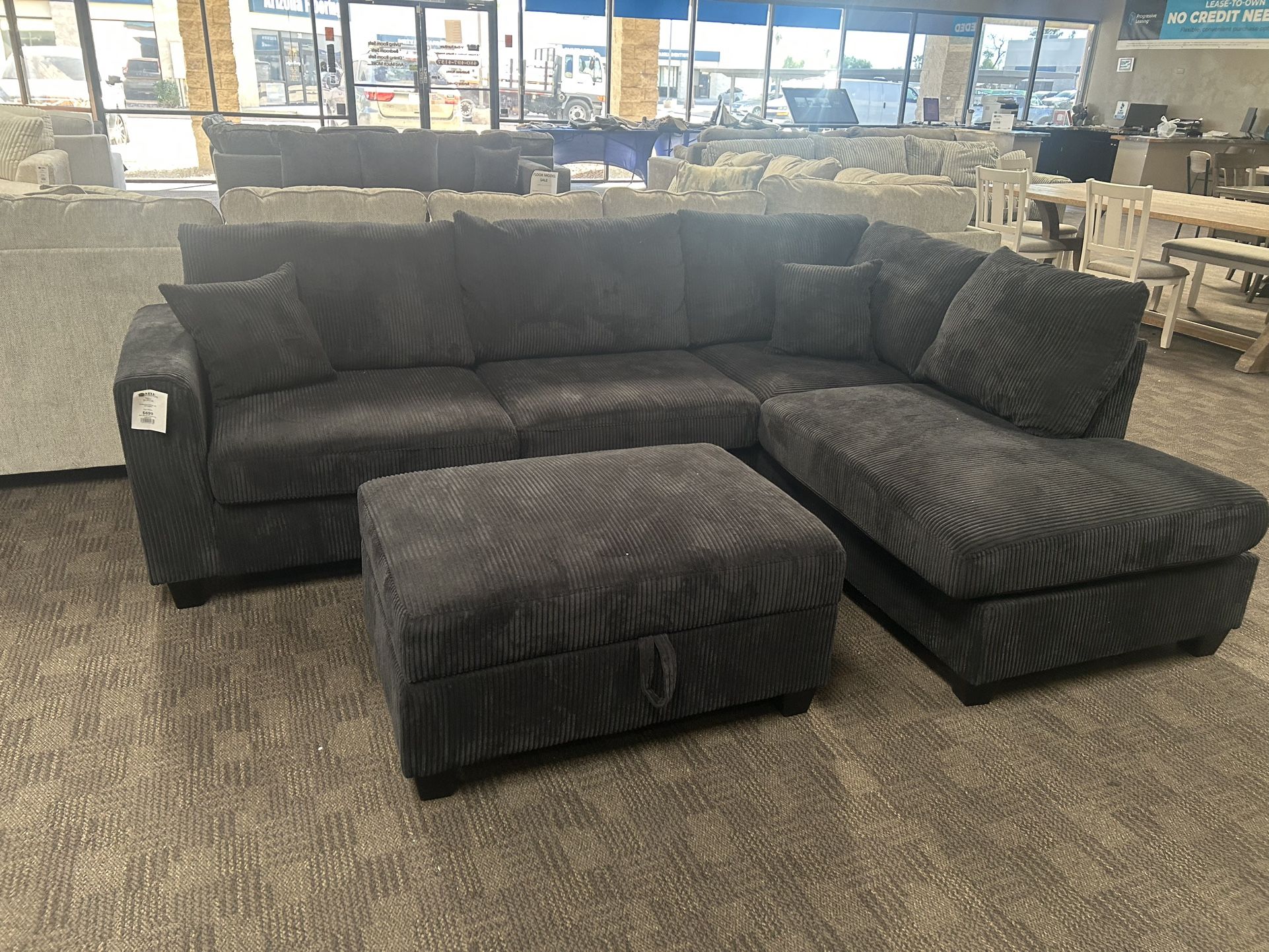 Black Sectional W/ Storage Ottoman