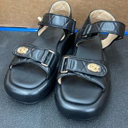 Coach Sandals. Item No 651 (Shopgoodwill)