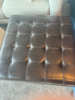 Free Delivery Ottoman