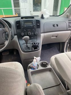 2008 KIA Sedona