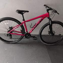 BICYCLE TREK 21 SPEED SIZE 29 BRAND NEW 
