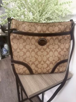 Pretty item