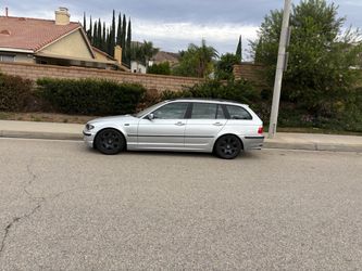 2004 BMW 325i