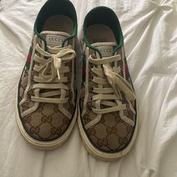 Gucci Shoes 8.5 Women Size