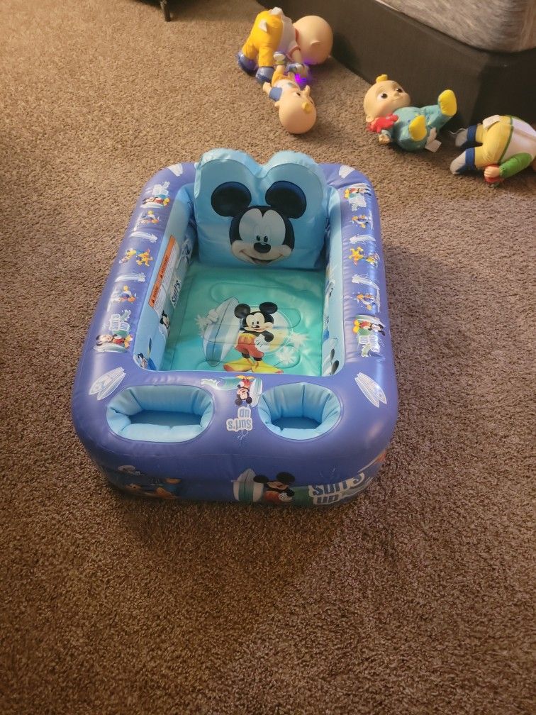 Mickey Mouse Bath Tub