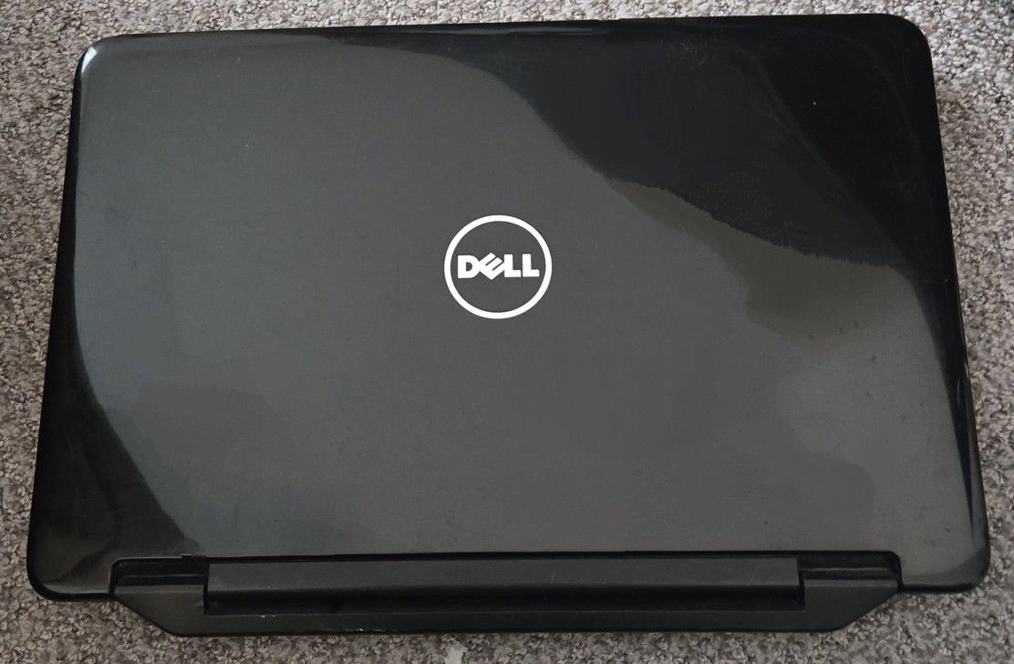 Dell Inspiron N5050 Laptop Intel(R) Pentium(R) CPU B960 @ 2.20GHz 2.20 GHz
6.00 GB NO POWER SUPPLY