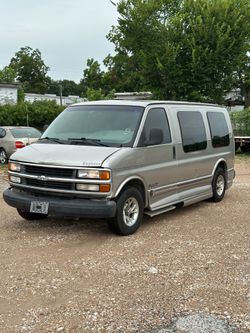 2000 Chevrolet Express 1500 limited
